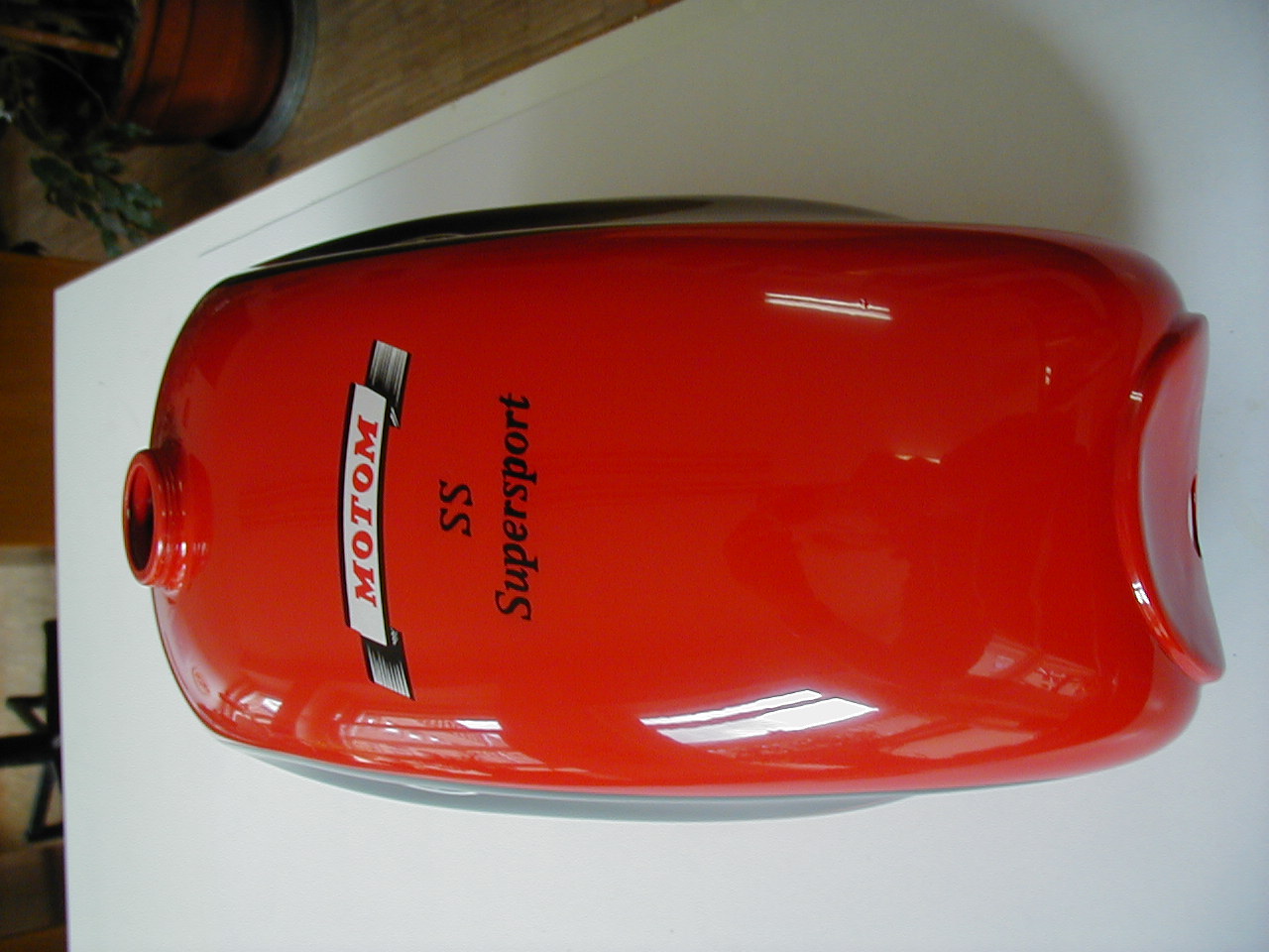 Motom (2)